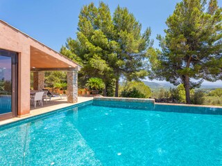 Villa Bunyola Features 13