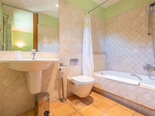 BAÑO EN SUITE D2