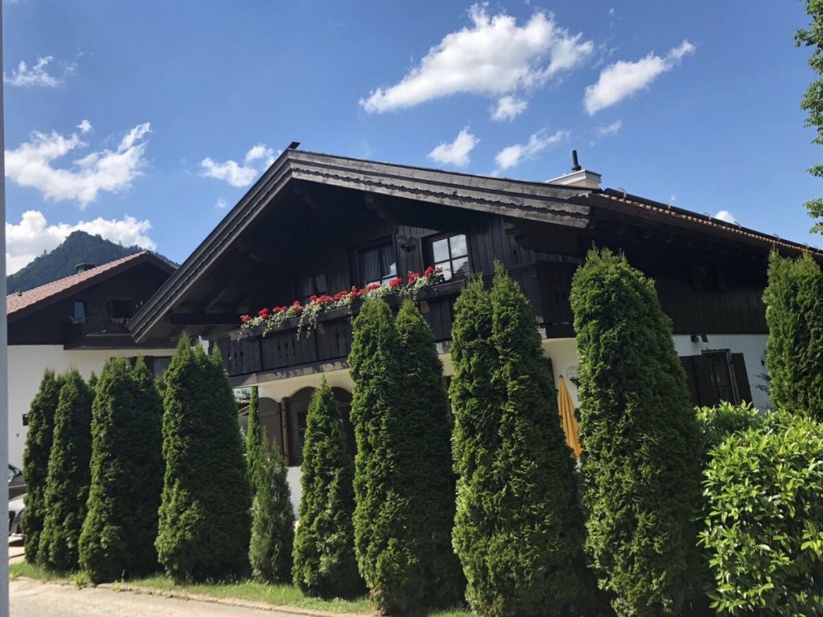 Aussenansicht, Wohnung mit Balkon