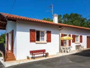 Holiday house Basque-style house 15 min from Bidart beaches - Arcangues - image1