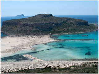 Strand gegenüber der Halbinsel des Hauses