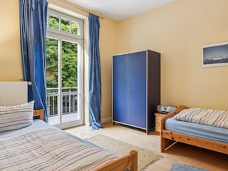Schlafzimmer 2 mit 2 Einzelbetten
