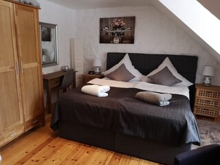 Schlafzimmer OG