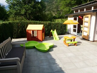 BBQwith patio house and play area