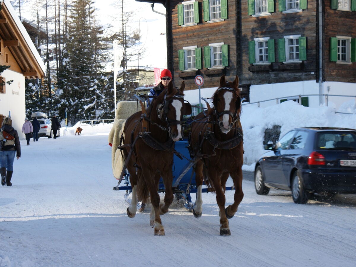 Kutschenfahrt durchs Dorf