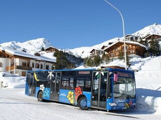 Aroser Bus in Innerarosa