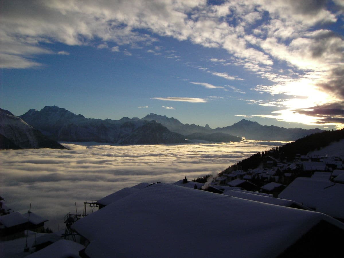 Blick vom Balkon - Nebelmeer über dem Rhonetal