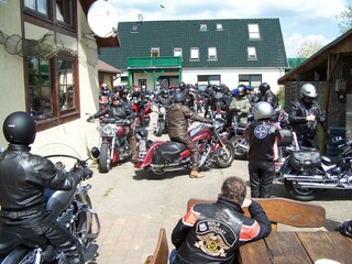 Bikertreffen auf dem Fischereihof in Wendorf