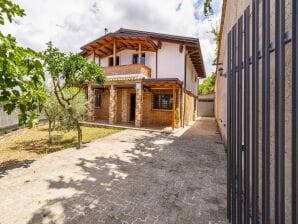 Chalet in Motta Santa Lucia - Cleto - image1