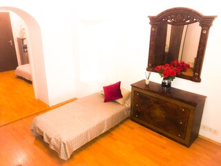 Einzelbett in Schlafzimmer 2