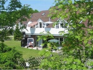 Freundliche Ferienwohnung mit Garten