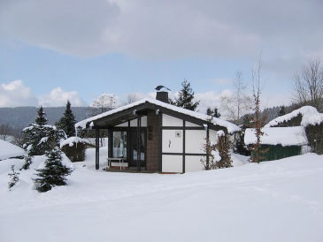 Ferienhaus Marina, mit Terrasse direkt an freier Wiese und Feld