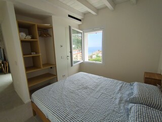 sleeping room 1 with sea view