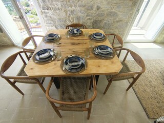 handmade eating table