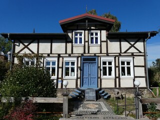 Nah am Theater am Rand, Zollbrücke