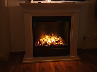 Electric fireplace