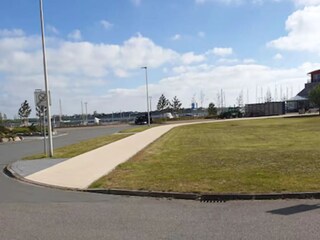 Grünfläche vor dem Haus