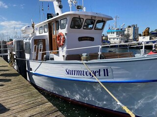 fishing boat in burg harbor