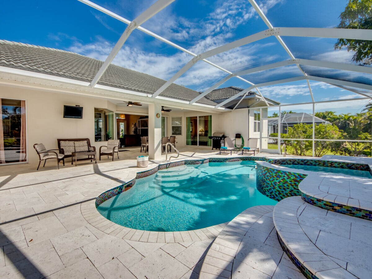 Pool/Hot Tub