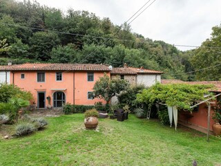 Villa Vecchiano Buitenaudio-opname 3