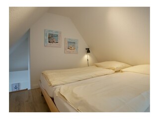 ... Hems mit zwei...