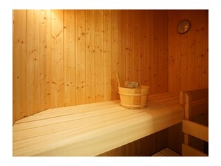 Sauna und ...