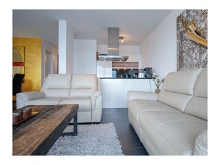 ... im Wohnzimmer ...