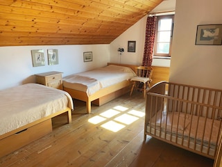 Schlafzimmer mit Einzelbetten