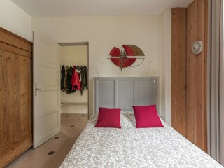 Holiday house Issy-l'Eveque Features 24