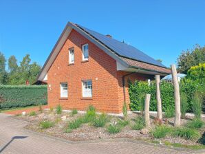 Holiday house by the lake - Haseluenne - image1