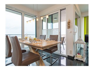 Essecke mit Meerblick