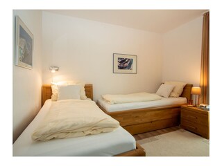 2. Schlafzimmer