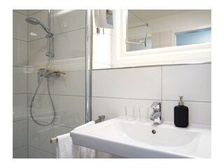 ... einer Walk-In-Dusche