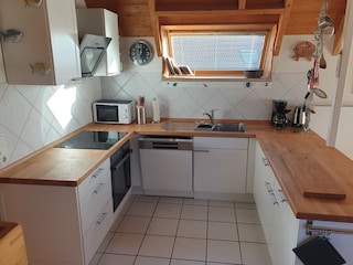 perfekte Echtholzküche