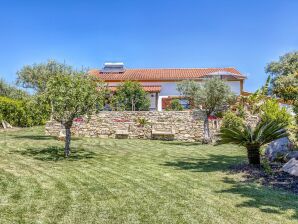 Holiday house Striking Holiday Home in Carcavelos - Vinha da Rainha - image1