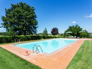 Appartement Casole d'Elsa Buitenaudio-opname 11