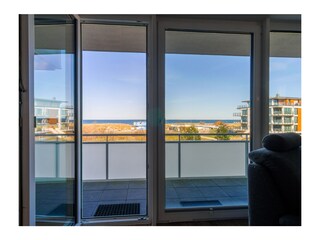Ausblick aus dem Wohnzimmer zum Meer