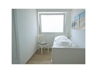2. Schlafzimmer