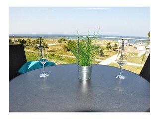 Balkon mit traumhaftem Meerblick