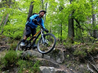 Mountainbiken in den umliegenden Wäldern