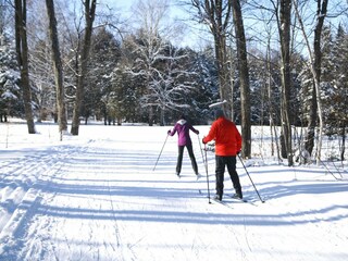 Oder die Langlaufloipen im Winter