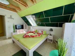 Schlafzimmer 2