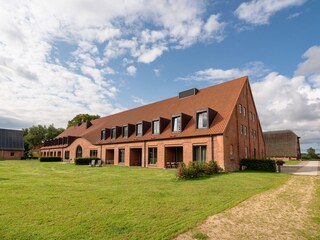 Kuhhaus vom Garten