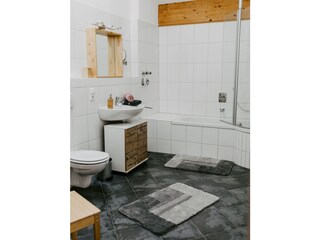 Großzügiges Badezimmer