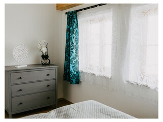 Schlafzimmer 2,  Boxspringbett 1,40 x 2,00 m