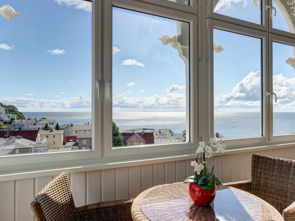 Balkon mit Blick auf die Ostsee und die Altstadt