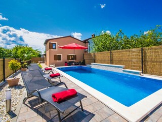 Casa per le vacanze Karojba Registrazione all'aperto 2