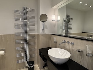 Badezimmer/ Duschbad