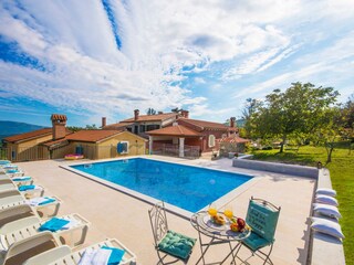 Casa per le vacanze Pićan Registrazione all'aperto 2