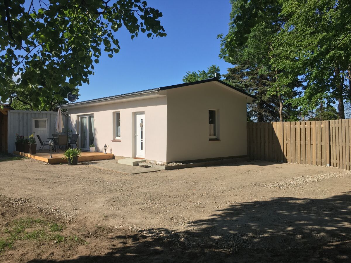 Ferienhaus mit Terrasse und Parkplatz